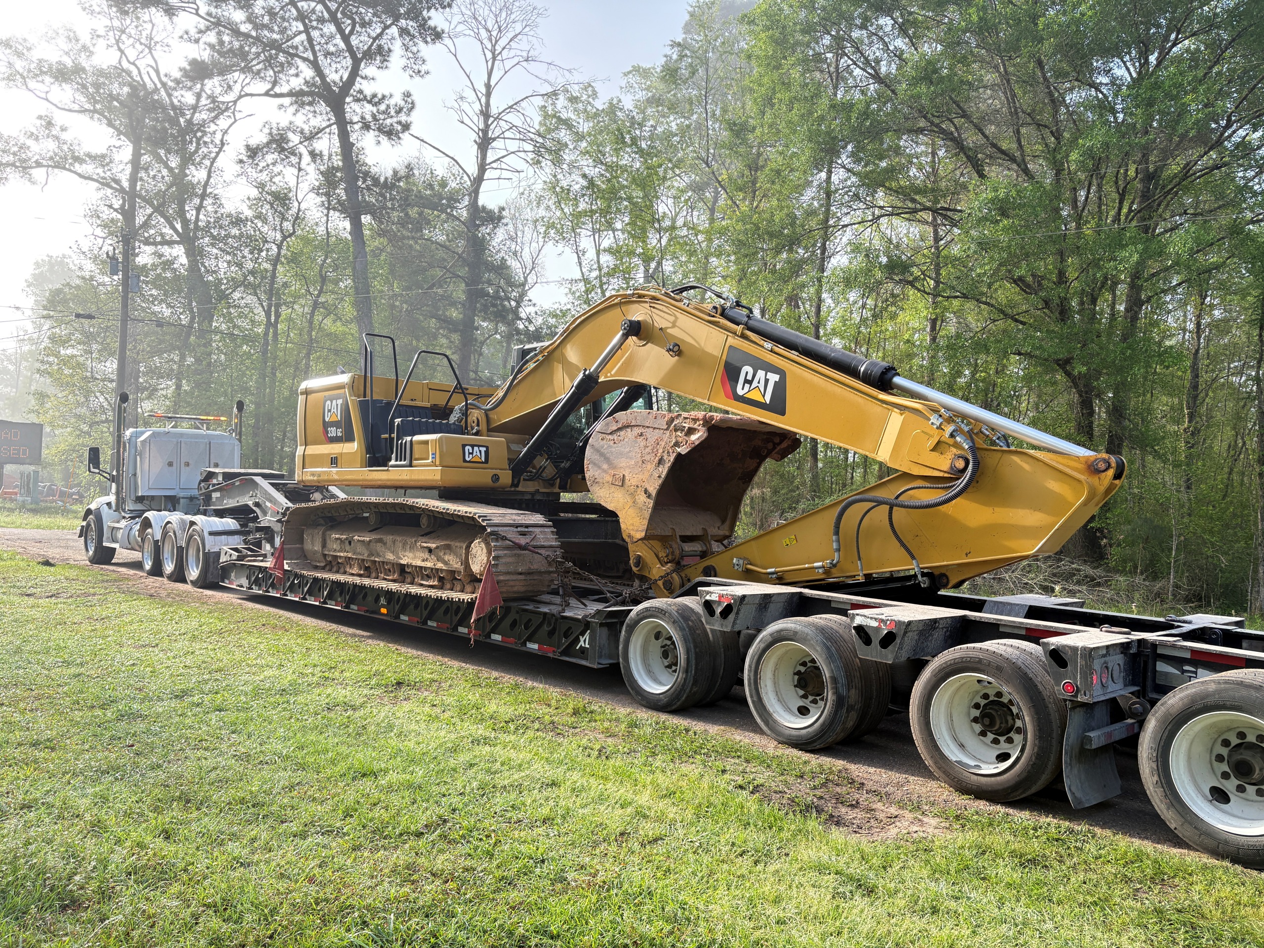 Excavator transport